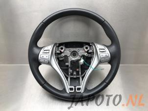 Used Steering wheel Nissan Qashqai (J11) 1.6 DIG-T 163 16V Price € 99,00 Margin scheme offered by Japoto Parts B.V.