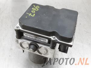 Used ABS pump Subaru Forester (SH) 2.0D Price € 99,95 Margin scheme offered by Japoto Parts B.V.