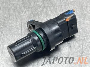 Used Camshaft sensor Toyota Aygo (B40) 1.0 12V VVT-i Price € 24,95 Margin scheme offered by Japoto Parts B.V.