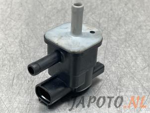 Used Vacuum relay Toyota Aygo (B40) 1.0 12V VVT-i Price € 19,95 Margin scheme offered by Japoto Parts B.V.