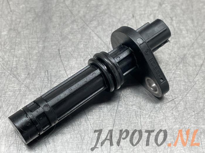 Begagnade Vevaxelsensor Toyota Aygo (B40) 1.0 12V VVT-i Pris € 15,70 Marginaltabell erbjuds av Japoto Parts B.V.