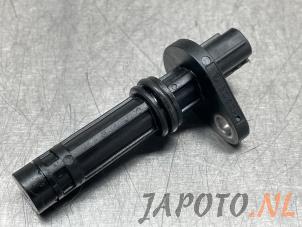 Usados Sensor de cigüeñal Toyota Aygo (B40) 1.0 12V VVT-i Precio € 14,95 Norma de margen ofrecido por Japoto Parts B.V.