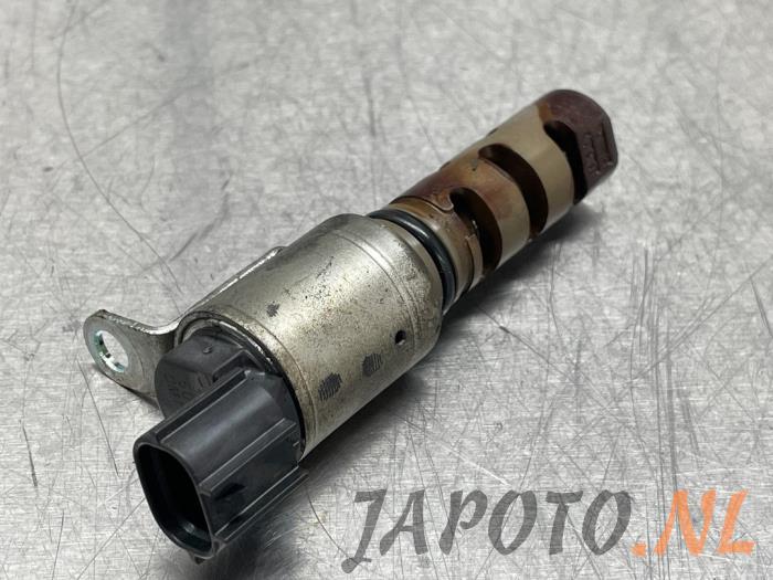 Camshaft adjuster from a Toyota Prius (ZVW3) 1.8 16V 2010