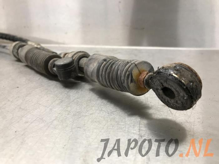 Gearbox shift cable from a Subaru Forester (SH) 2.0D 2010