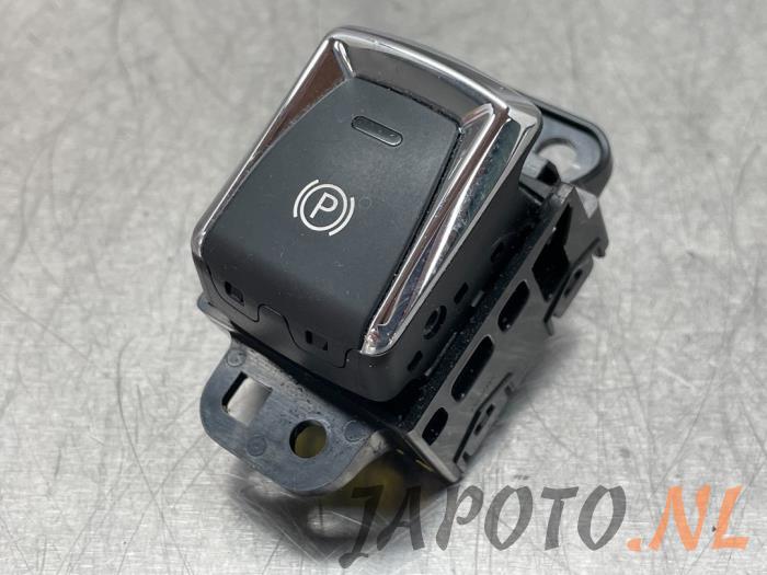 Parking brake switch Nissan Qashqai 1.2 DIGT 16V HRA2