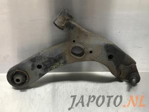 Used Front lower wishbone, right Toyota Auris (E15) 1.6 Dual VVT-i 16V Price € 30,00 Margin scheme offered by Japoto Parts B.V.