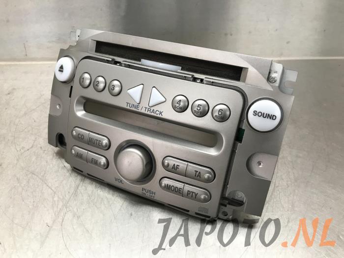 Radio/Lecteur CD d'un Subaru Justy (M3) 1.0 12V DVVT 2010