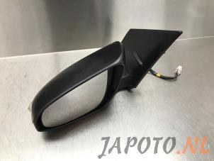 Used Wing mirror, left Toyota Auris (E18) 1.4 D-4D-F 16V Price € 150,00 Margin scheme offered by Japoto Parts B.V.