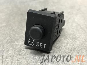 Used Pressure switch Toyota Auris (E18) 1.4 D-4D-F 16V Price € 14,95 Margin scheme offered by Japoto Parts B.V.
