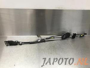 Used Gearbox shift cable Toyota Auris (E18) 1.4 D-4D-F 16V Price € 49,95 Margin scheme offered by Japoto Parts B.V.
