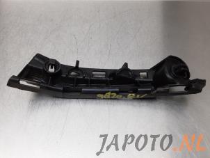 Used Front bumper bracket, right Toyota Aygo (B40) 1.0 12V VVT-i Price € 14,95 Margin scheme offered by Japoto Parts B.V.