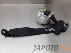 Used Rear seatbelt, left Suzuki Swift (ZA/ZC/ZD) 1.2 16V Price € 40,00 Margin scheme offered by Japoto Parts B.V.