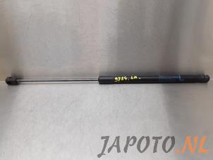 Used Rear gas strut, left Suzuki Swift (ZA/ZC/ZD) 1.2 16V Price € 9,95 Margin scheme offered by Japoto Parts B.V.