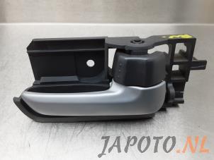 Gebrauchte Türgriff 4-türig rechts vorne Suzuki Alto (GF) 1.0 12V Preis € 9,95 Margenregelung angeboten von Japoto Parts B.V.