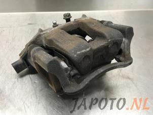 Used Rear brake calliper, left Hyundai i40 CW (VFC) 1.7 CRDi 16V Price € 149,95 Margin scheme offered by Japoto Parts B.V.