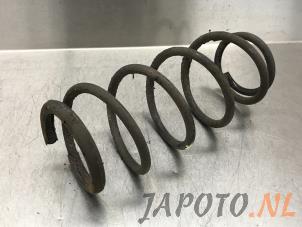Używane Sprezyna srubowa tyl Suzuki Alto (GF) 1.0 12V Cena € 14,99 Procedura marży oferowane przez Japoto Parts B.V.