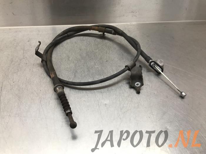 Usagé Câble frein à main Toyota Urban Cruiser 1.33 Dual VVT-I 16V 2WD Prix € 10,49 Règlement à la marge proposé par Japoto Parts B.V.