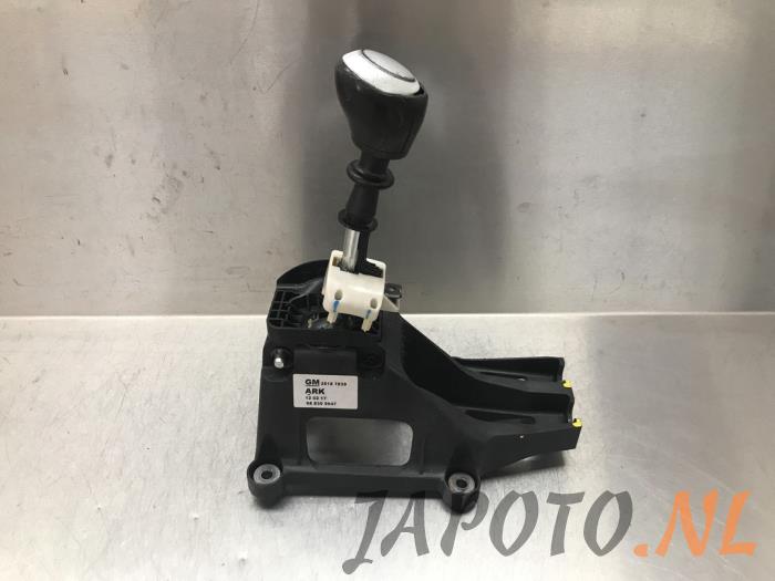 Gear-change mechanism Chevrolet Aveo 1.3 D 16V - 25187839