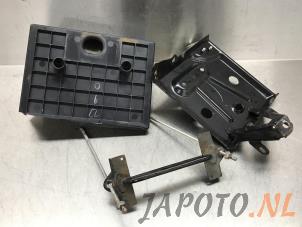 Used Battery box Mitsubishi Space Star (A0) 1.0 12V Price € 34,95 Margin scheme offered by Japoto Parts B.V.