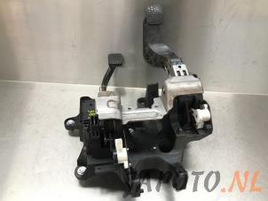 Used Set of pedals Chevrolet Aveo 1.3 D 16V Price € 49,95 Margin scheme offered by Japoto Parts B.V.