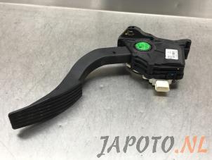 Used Accelerator pedal Chevrolet Aveo 1.3 D 16V Price € 45,00 Margin scheme offered by Japoto Parts B.V.