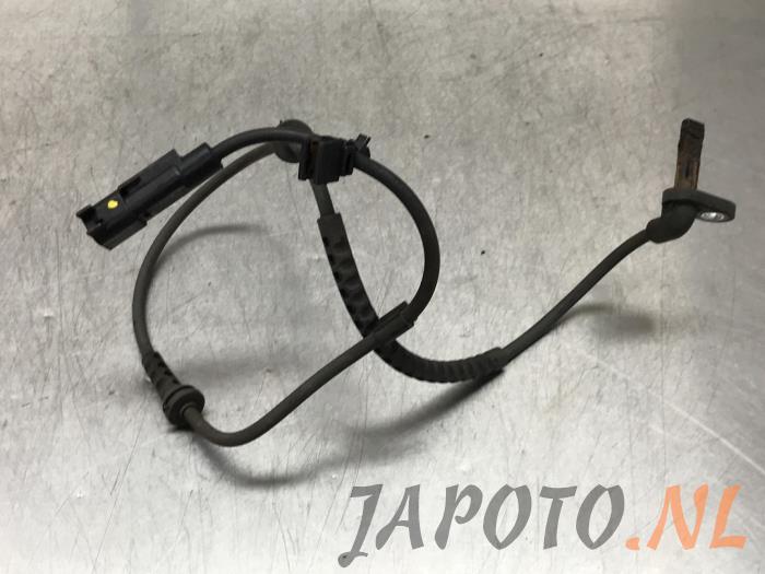 Używane Przewód ABS Chevrolet Aveo 1.3 D 16V Cena € 31,50 Procedura marży oferowane przez Japoto Parts B.V.