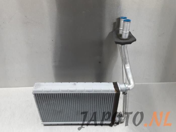 Heating radiator from a Suzuki Swift (ZA/ZC/ZD) 1.2 16V 2011