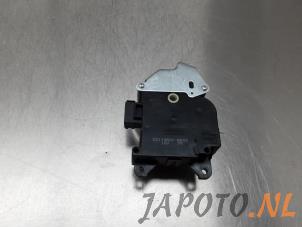 Usagé Clapet chauffage moteur Suzuki Swift (ZA/ZC/ZD) 1.2 16V Prix € 24,95 Règlement à la marge proposé par Japoto Parts B.V.