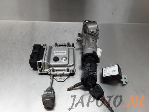 Used Ignition lock + computer Suzuki Swift (ZA/ZC/ZD) 1.2 16V Price € 199,95 Margin scheme offered by Japoto Parts B.V.