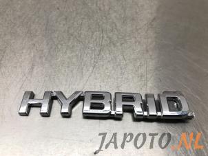 Used Emblem Toyota Yaris IV (P21/PA1/PH1) 1.5 12V Hybrid Price € 14,95 Margin scheme offered by Japoto Parts B.V.