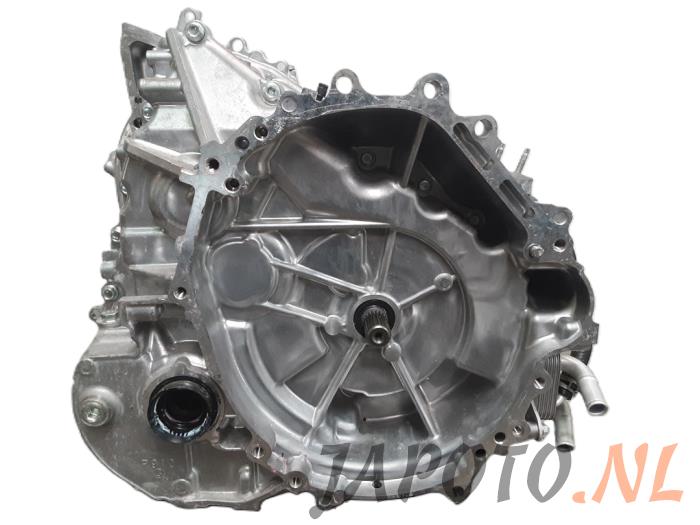 Used Gearbox Toyota Yaris IV (P21/PA1/PH1) 1.5 12V Hybrid Price € 786,45 Margin scheme offered by Japoto Parts B.V.
