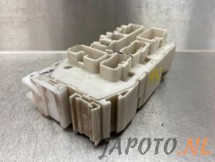 Used Fuse box Isuzu D-Max 3.0 D 4x4 Price € 119,79 Inclusive VAT offered by Japoto Parts B.V.
