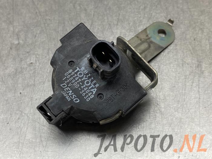 Używane Przekaznik Lexus SC 430 4.3i 32V VVT-i Cena € 26,20 Procedura marży oferowane przez Japoto Parts B.V.