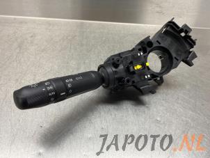 Używane Przelacznik swiatel Kia Picanto (JA) 1.0 T-GDI 12V Cena € 42,29 Z VAT oferowane przez Japoto Parts B.V.