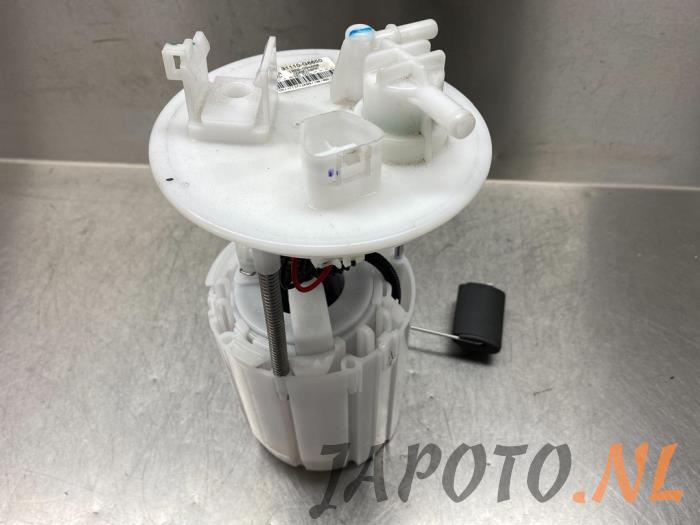 Gebrauchte Benzinpumpe Kia Picanto (JA) 1.0 T-GDI 12V Preis € 114,33 Mit Mehrwertsteuer angeboten von Japoto Parts B.V.