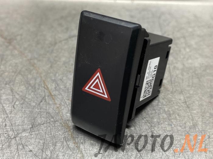 Panic lighting switch from a Kia Picanto (JA) 1.0 T-GDI 12V 2021