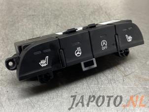 Used Seat heating switch Kia Picanto (JA) 1.0 T-GDI 12V Price € 42,34 Inclusive VAT offered by Japoto Parts B.V.