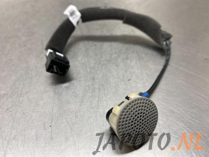 Microphone from a Kia Picanto (JA) 1.0 T-GDI 12V 2021