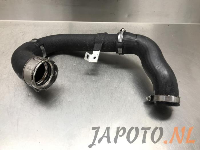 Gebrauchte Intercooler Schlauch Kia Picanto (JA) 1.0 T-GDI 12V Preis € 95,23 Mit Mehrwertsteuer angeboten von Japoto Parts B.V.