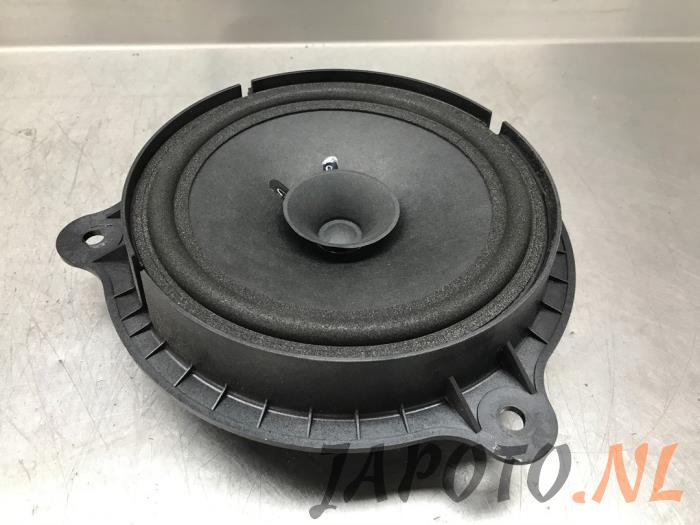 Speaker Nissan NV 200 1.5 dCi 90 - 28156BR00A - Japoto Parts B.V.