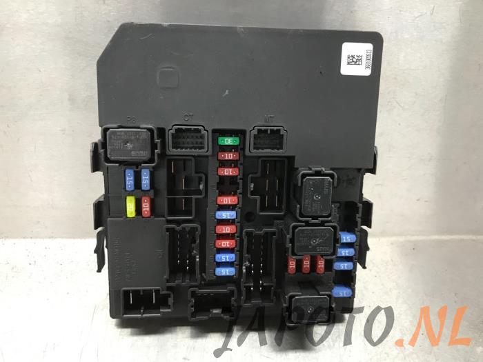 Nissan NV200 Fuse boxes stock | ProxyParts.com