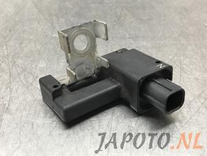 Usados Sensor de batería Nissan Micra (K13) 1.2 12V Precio € 29,95 Norma de margen ofrecido por Japoto Parts B.V.