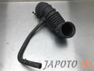 Used Air intake hose Kia Venga 1.6 CVVT 16V Price € 29,95 Margin scheme offered by Japoto Parts B.V.