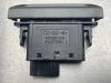 Panikbeleuchtung Schalter van een Kia Sportage (SL) 1.6 GDI 16V 4x2 2014