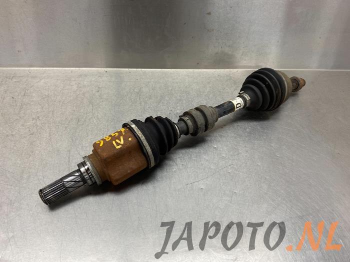 Front drive shaft, left from a Nissan Note (E12) 1.5 dCi 90 2015