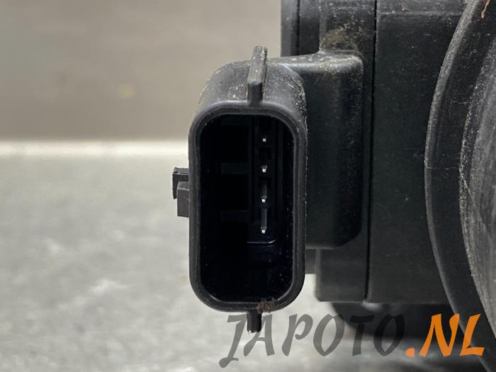 Airflow meter from a Nissan Note (E12) 1.5 dCi 90 2015