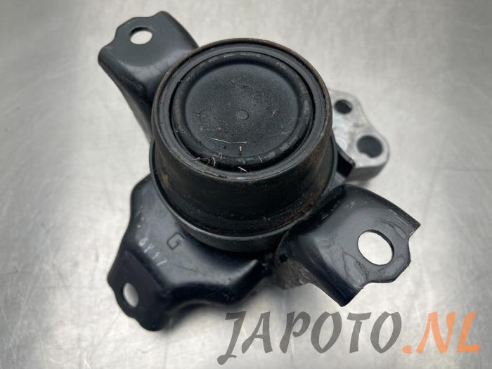 Used Engine mount Suzuki Baleno (EW/FW) 1.0 Booster Jet Turbo 12V Price € 31,49 Margin scheme offered by Japoto Parts B.V.