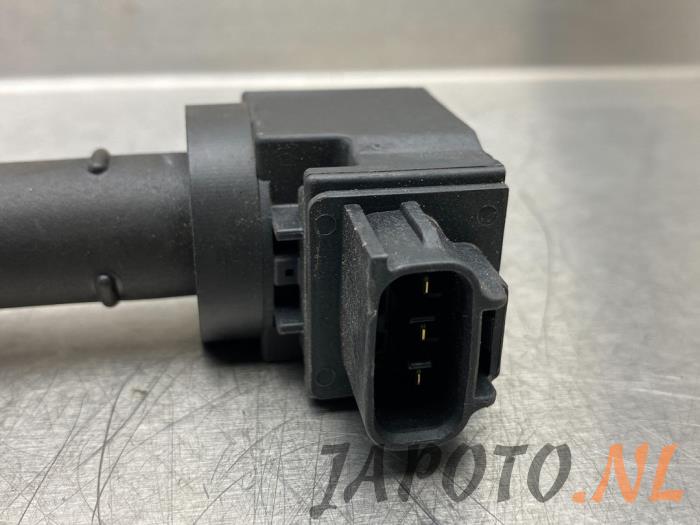 Pen ignition coil from a Suzuki Baleno 1.0 Booster Jet Turbo 12V 2017