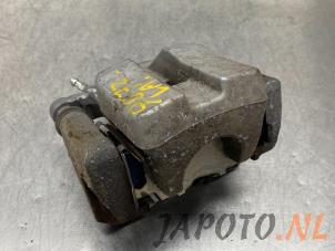 Used Rear brake calliper, left Toyota RAV4 (A4) 2.5 Hybrid 16V VVT-i 4x4 Price € 74,95 Margin scheme offered by Japoto Parts B.V.
