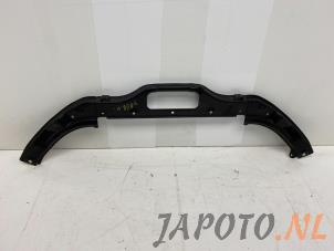 Używane Plyta zamka przedniego Mazda CX-5 (KE,GH) 2.0 SkyActiv-G 16V 2WD Cena € 72,54 Z VAT oferowane przez Japoto Parts B.V.
